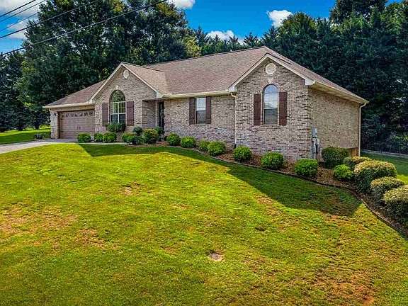 3rd image of 5249 Rolling Springs Dr