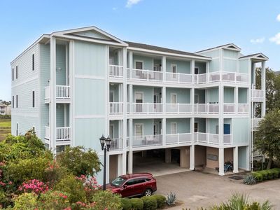 407 24th Ave. N #301, North Myrtle Beach, SC, 29582