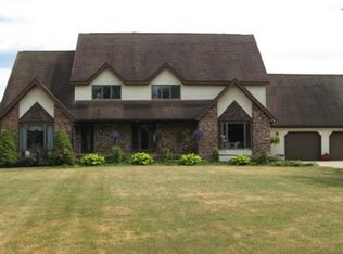 1755 Maple Grove Rd, Jackson, MI 49201