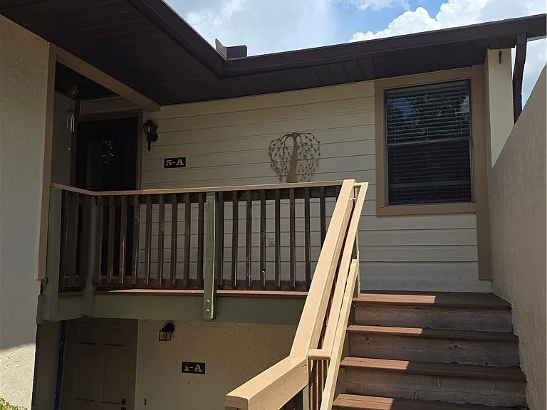 385 E Hartford St #5A — Photo 2