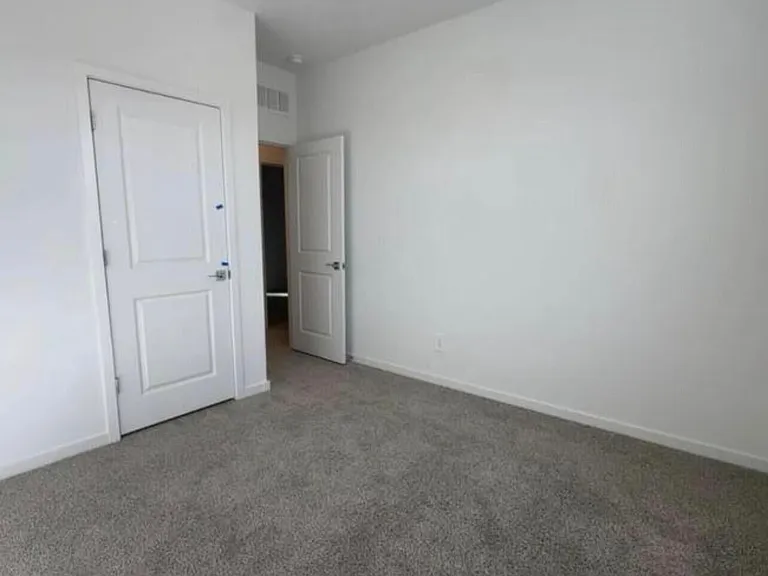 17734 W Madison St — Photo 8