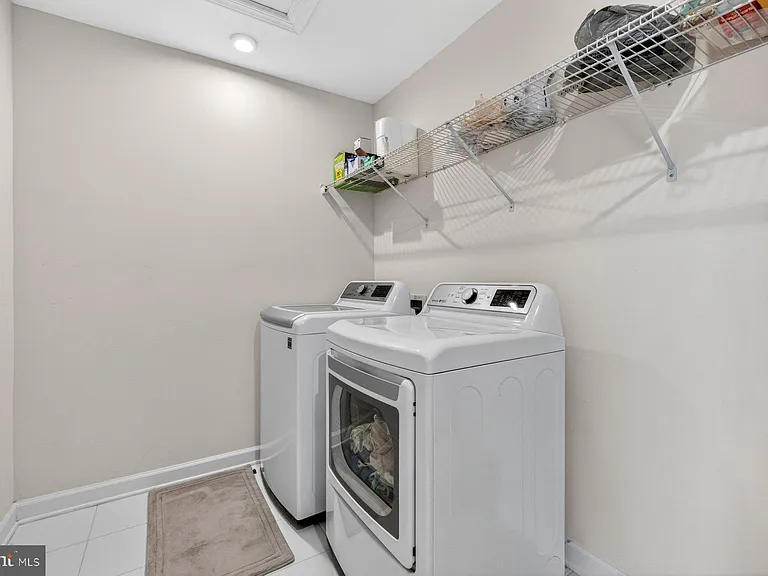 8106 Zoe Pl — Photo 26