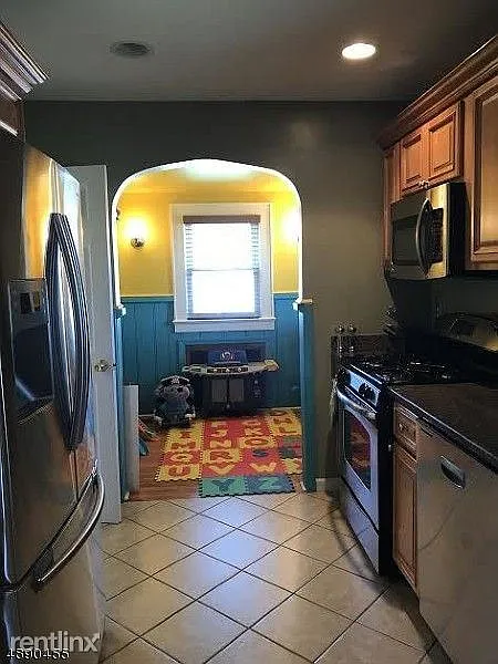 26 High Park Pl photo 1