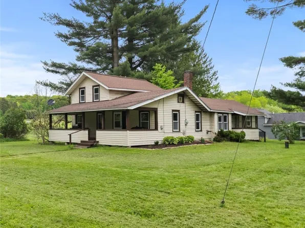 35743 Lake Rd, Union City, PA 16438