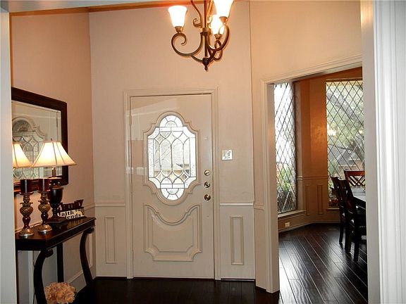 4th image of 2922 Mesquite Dr