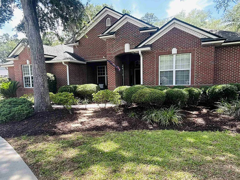 7983 Lochknoll Ln — Photo 2