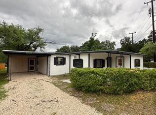 25315 Triangle Loop UNIT B, San Antonio, TX 78255