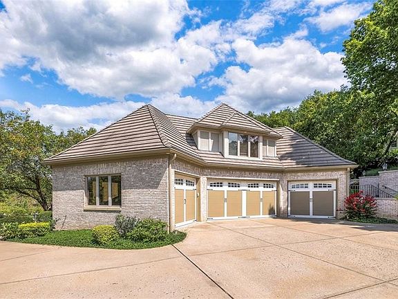 4th image of 11425 Canterbury Cir