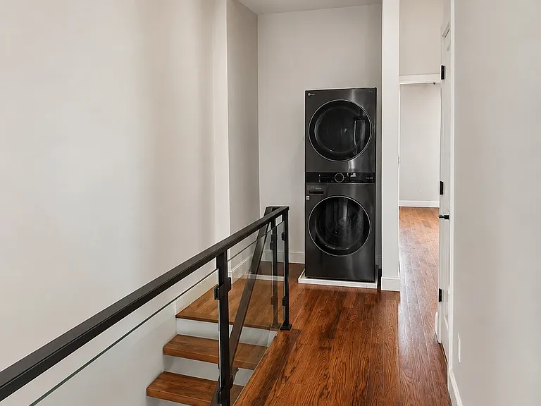 2044 Pacific St #1 — Photo 12