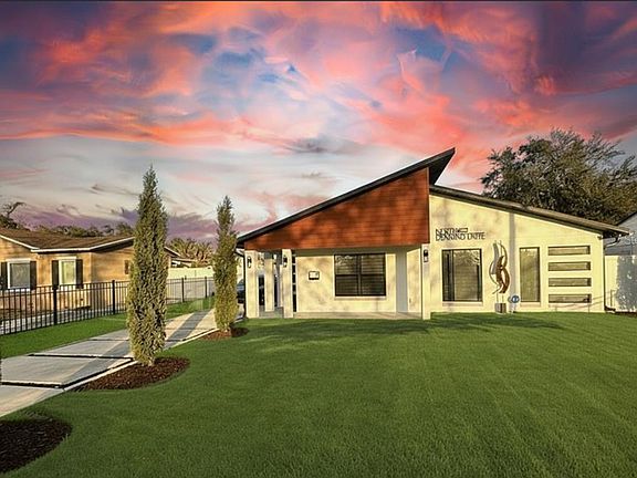 3rd image of 860 N DENNING DRIVE