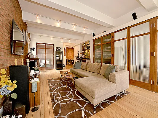 Sold by Cooper & Cooper Real Estate | media 13