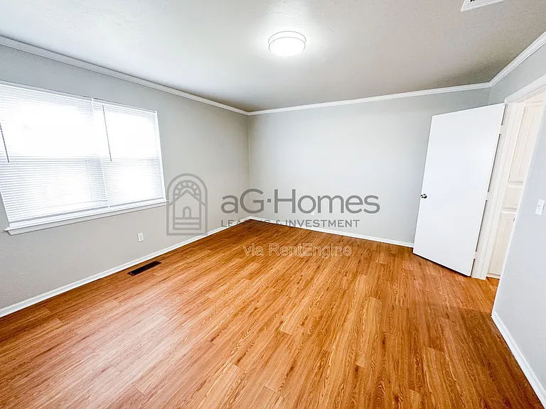730 Arlington Dr — Photo 18