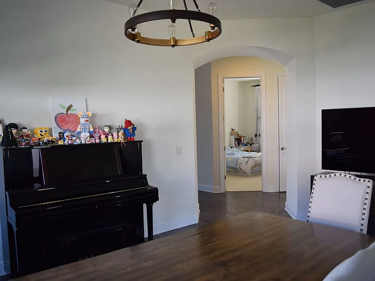 1534 Marton Ct — Photo 11