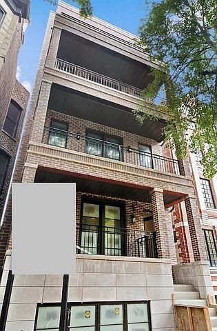 1st image of 3533 N Wilton Ave #Penthouse