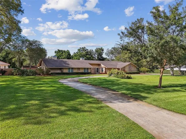 704 Centerbrook Dr, Brandon, FL 33511