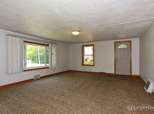 31929 S West River Rd, Wilmington, IL 60481