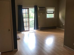 4408 W Shamrock Ln, McHenry, IL 60050