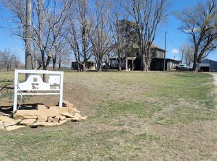 12422 Meriden Rd, Meriden, KS 66512