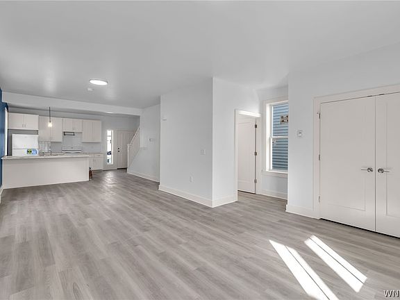 2nd image of 262 Whitney Pl