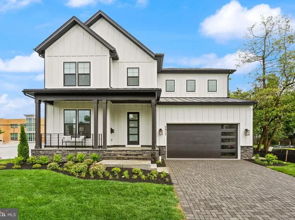 5817 2nd St S, Arlington, VA 22204