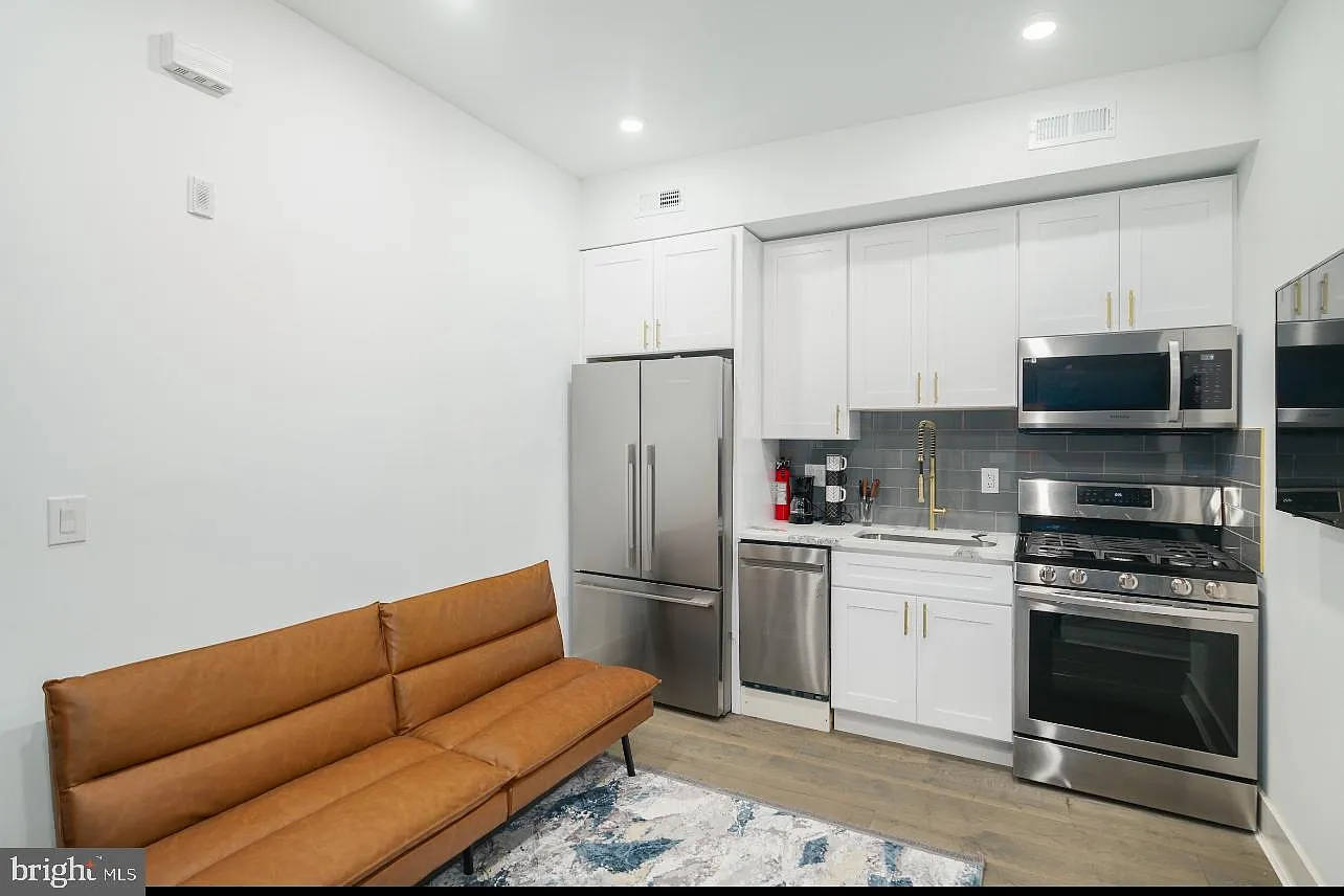 2 bed, 1710 sqft, $1,800 — Photo 3