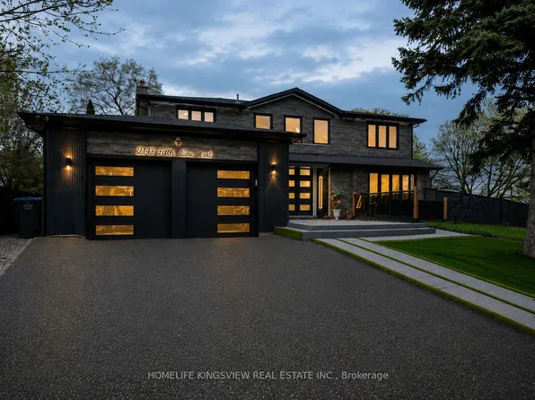 2147 5th Line W, Mississauga, ON L5K 2K3