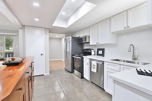5005 Georgi Ln Photo 1