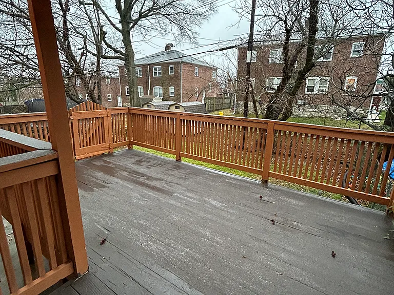 2907 Glendale Ave — Photo 6