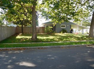 5 Butternut Rd, Levittown, PA 19057