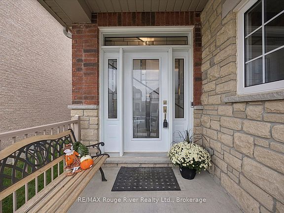 3rd image of 29 Saint Augustine Dr