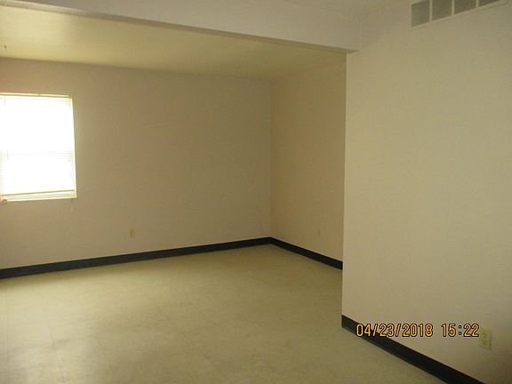 Large upstairs bedroom