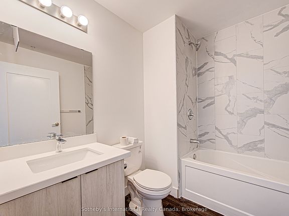 4th image of 408 Dundas St S #402