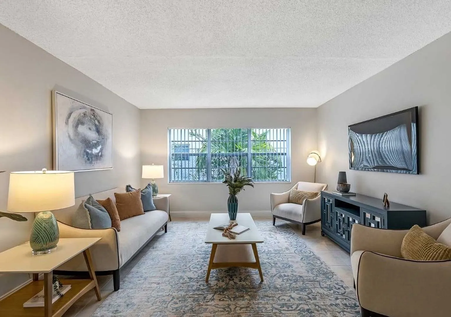 Amberstone Apartments — Photo 3