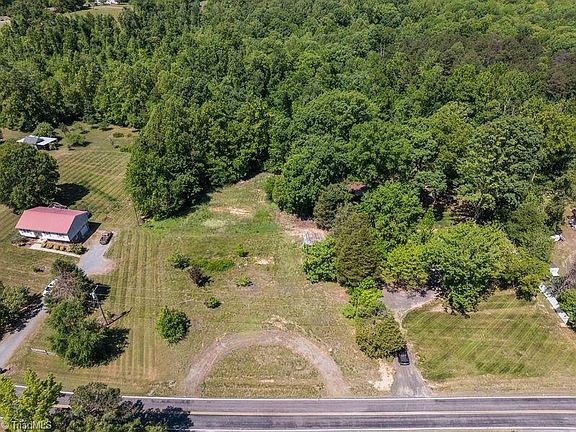2nd image of 7250 Dennis Rd