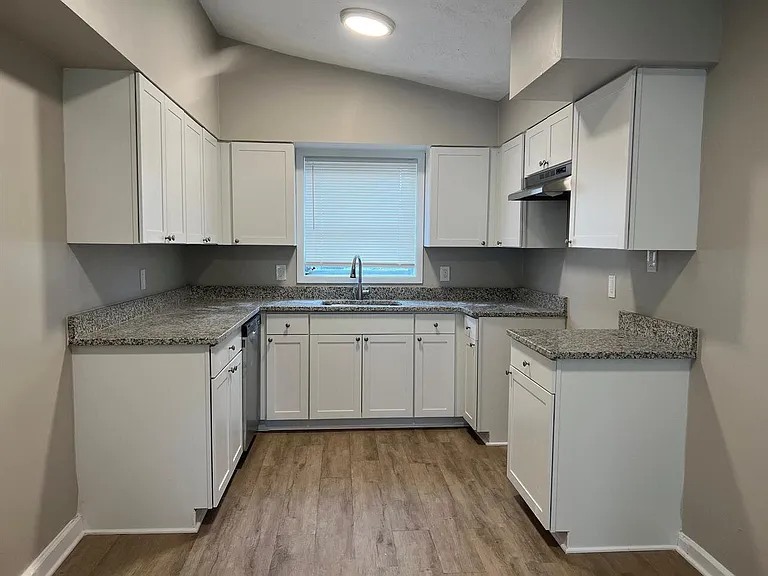 1 Esquiline Ct #1 ESQUILINE CT — Photo 9