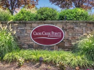 14 Regency Cir, Englewood, NJ 07631