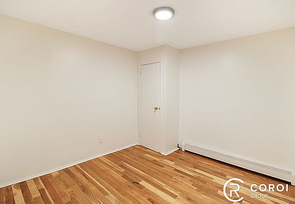 4th image of 699 Greene Ave #1