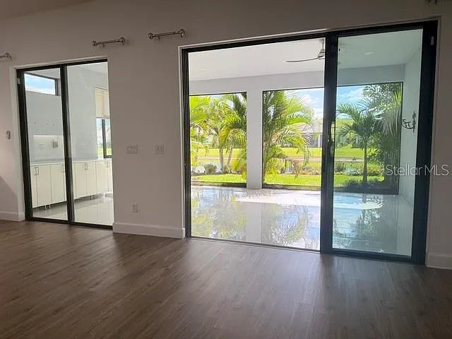 6289 Mesa Gln — Photo 37