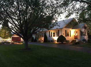 902 1/2 S Main St, Monticello, IN 47960