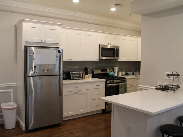 34 Circuit St, Roxbury, MA