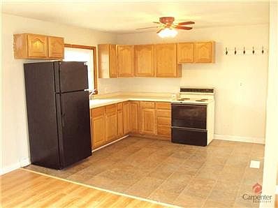 4th image of 1630 Willard Ct