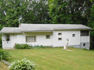 331 Westview Ln, Ghent, WV 25843