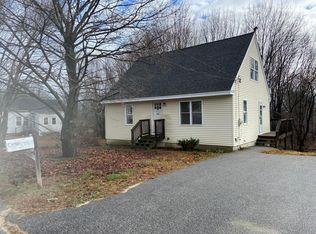 105 Gagne St, Lewiston, ME 04240