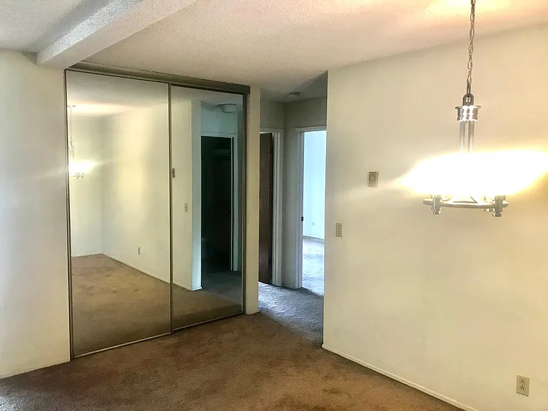 8308 Regents Rd #2E — Photo 20