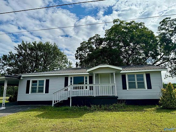 2nd image of 461 Dogwood Dr