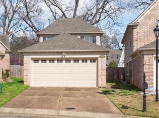 1084 E Montebello Cir, Cordova, TN 38018