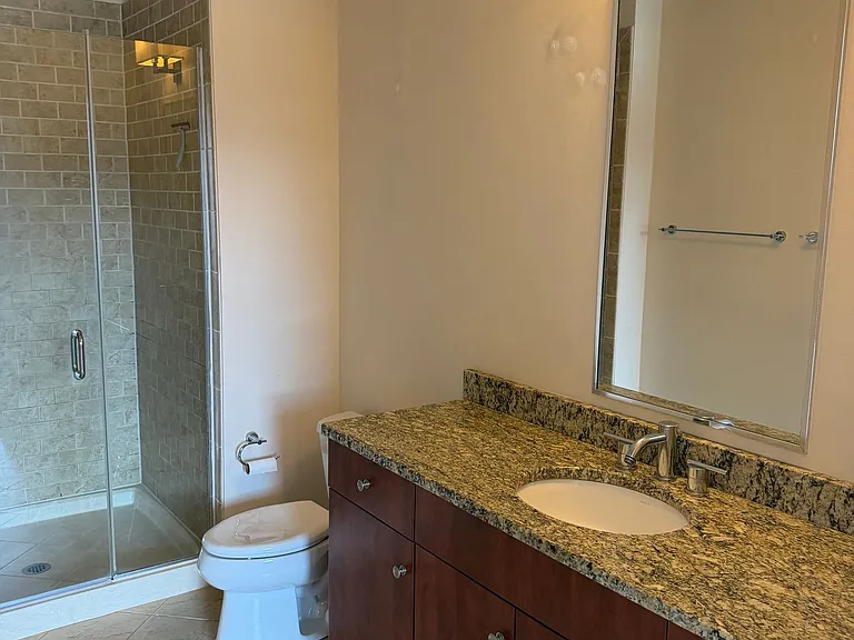 400 W North St #634 — Photo 6
