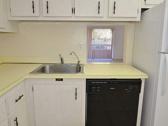 3rd image of 1605 Mardis Dr