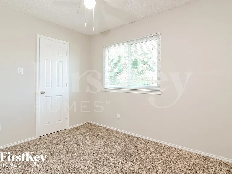 501 Timber Way Dr — Photo 12