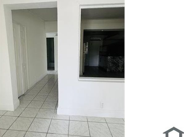 2050 Service Rd